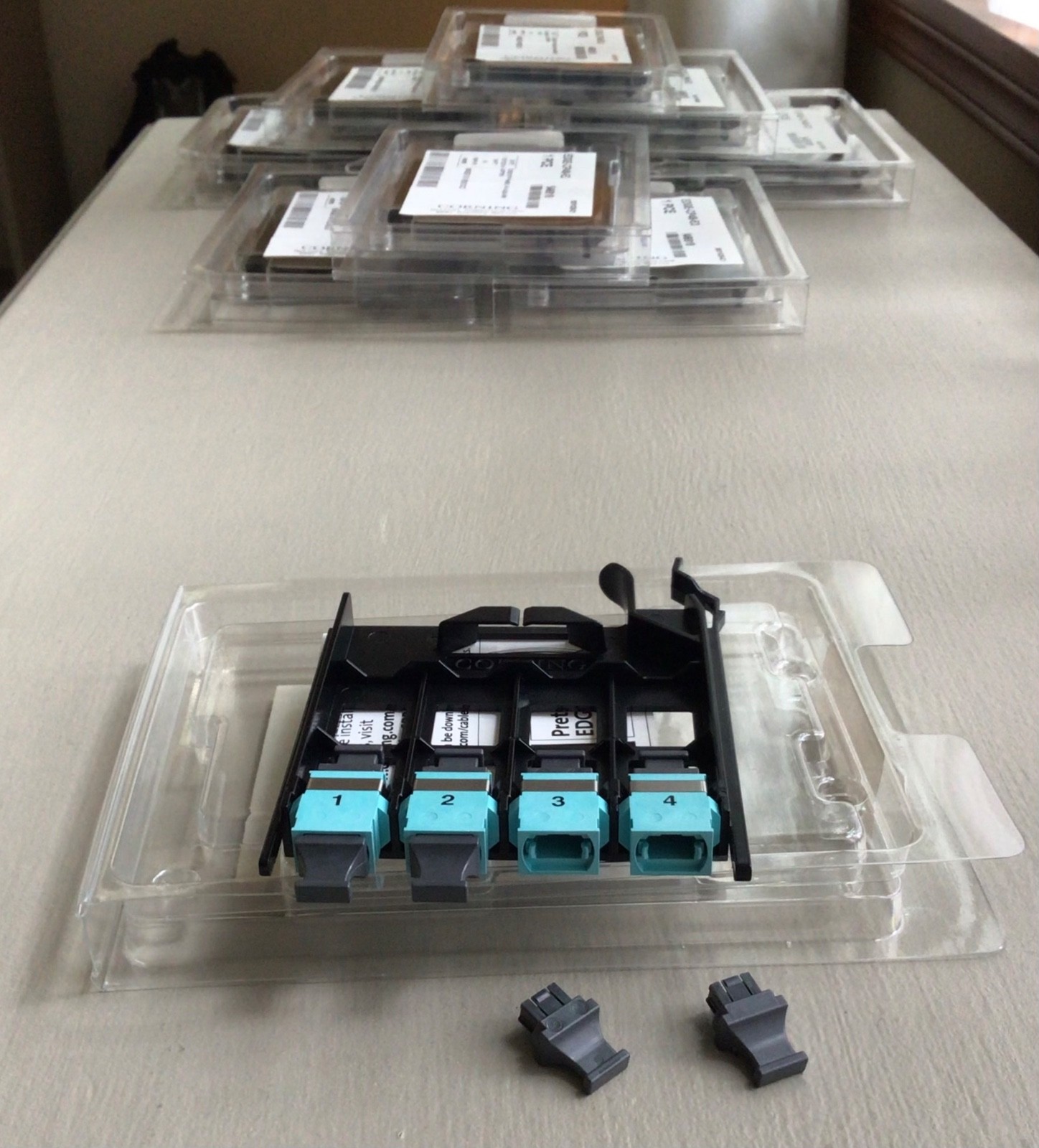 NEW Genuine Corning EDGE-CP48-E3 MTP Panel, FOUR Aqua Adaptors 546918 FREE Ship