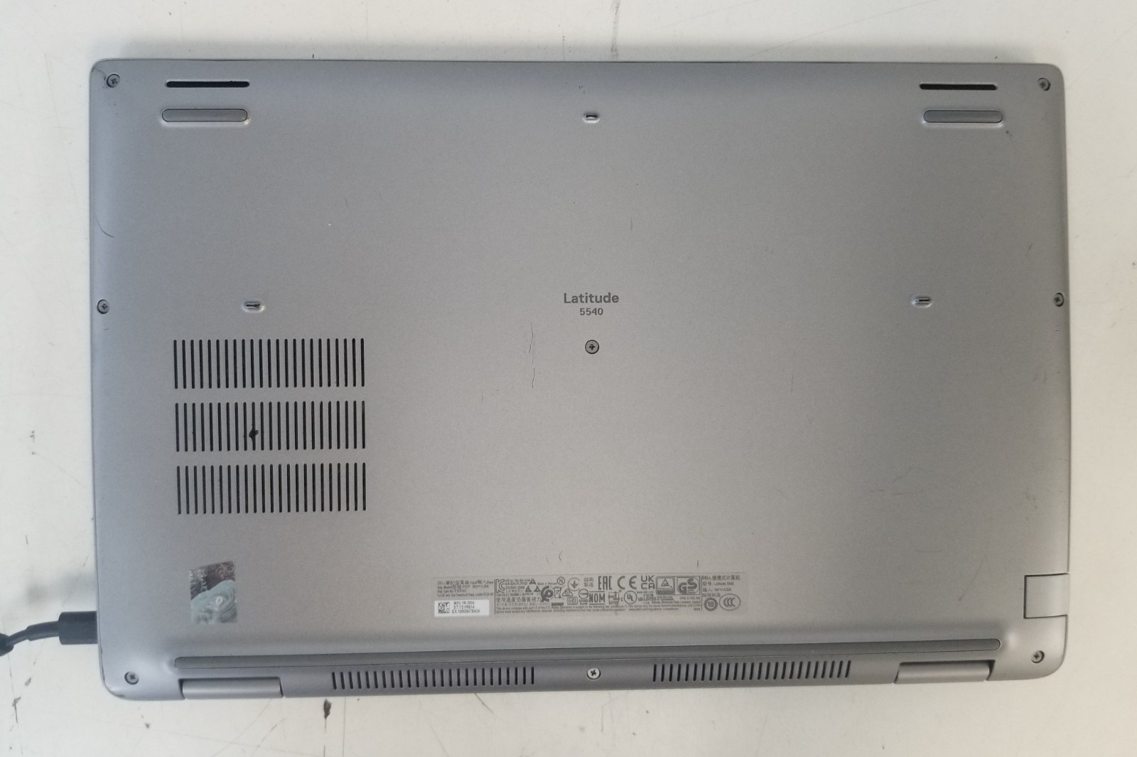 Dell Latitude 5540 / Intel Core i5-1345U 4.35GHz / 8GB RAM / NO SSD/OS