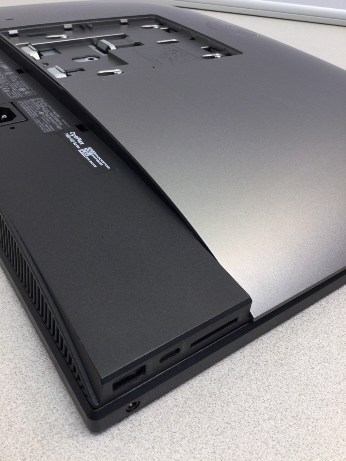 Dell OptiPlex 7460 All-in-One i5-8500 3.00GHz 16GB RAM 256GB SSD /NO STAND/24”