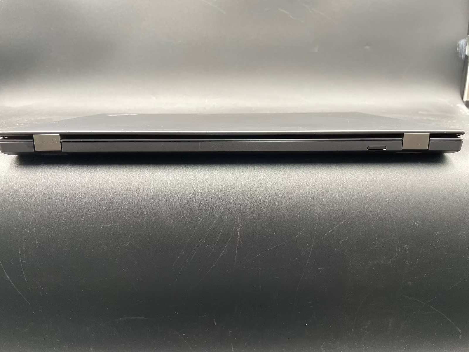 Lenovo ThinkPad T15 Gen 1 Used 15.5″ (i7-10610U-16GB-256GB NVMe)