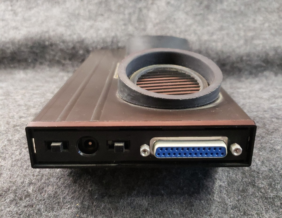 Atari 830 Vintage Computer Acoustic Phone Modem………………… (C6B1)