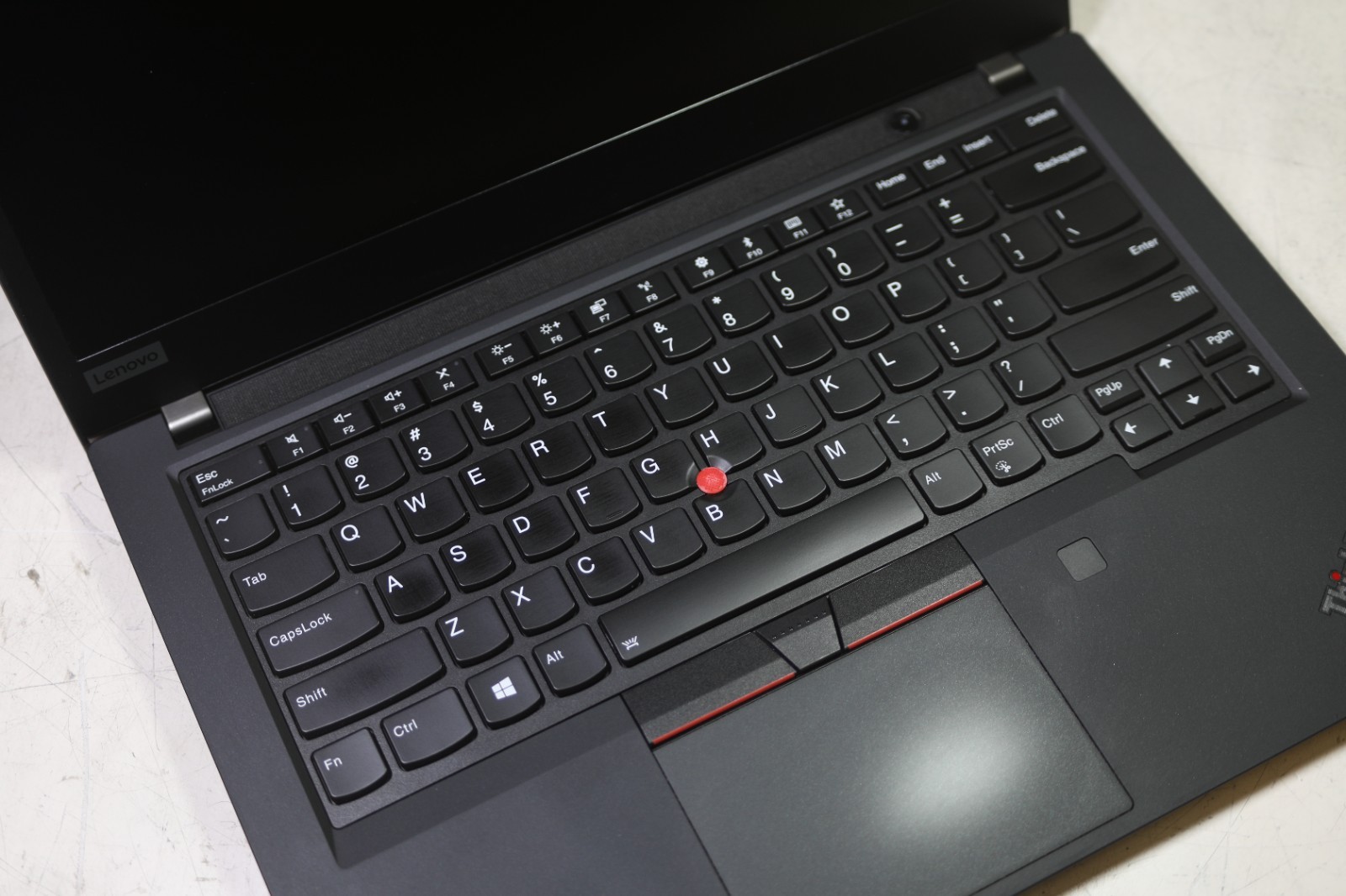 ThinkPad T490 Intel(R) Core(TM) i7-8565U CPU @ 1.80GHz-16GB RAM-512GB NVMe-NO OS