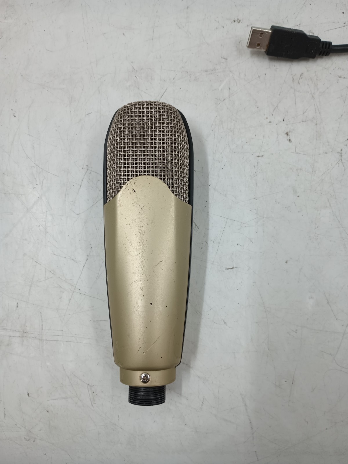 CAD U37 USB Cardioid Microphone Large Diaphragm Gold Color EB-20099