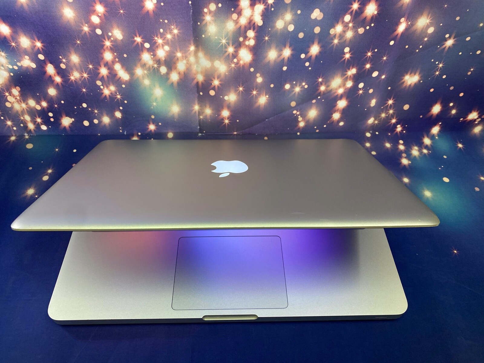 Apple Macbook Pro 13″ Laptop i5 + 8GB RAM + 256GB SSD HD. macOS High Sierra