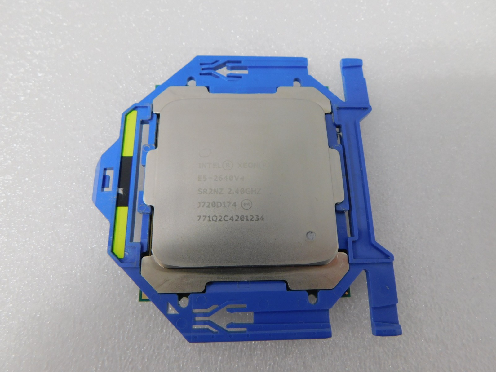 Intel Xeon E5-2640v4 2.40Ghz 10-Core CPU Processor SR2NZ
