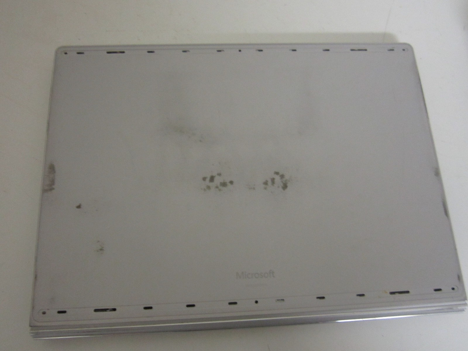 Microsoft Surface Book Gen 1 (FOR PARTS, READ DESC)