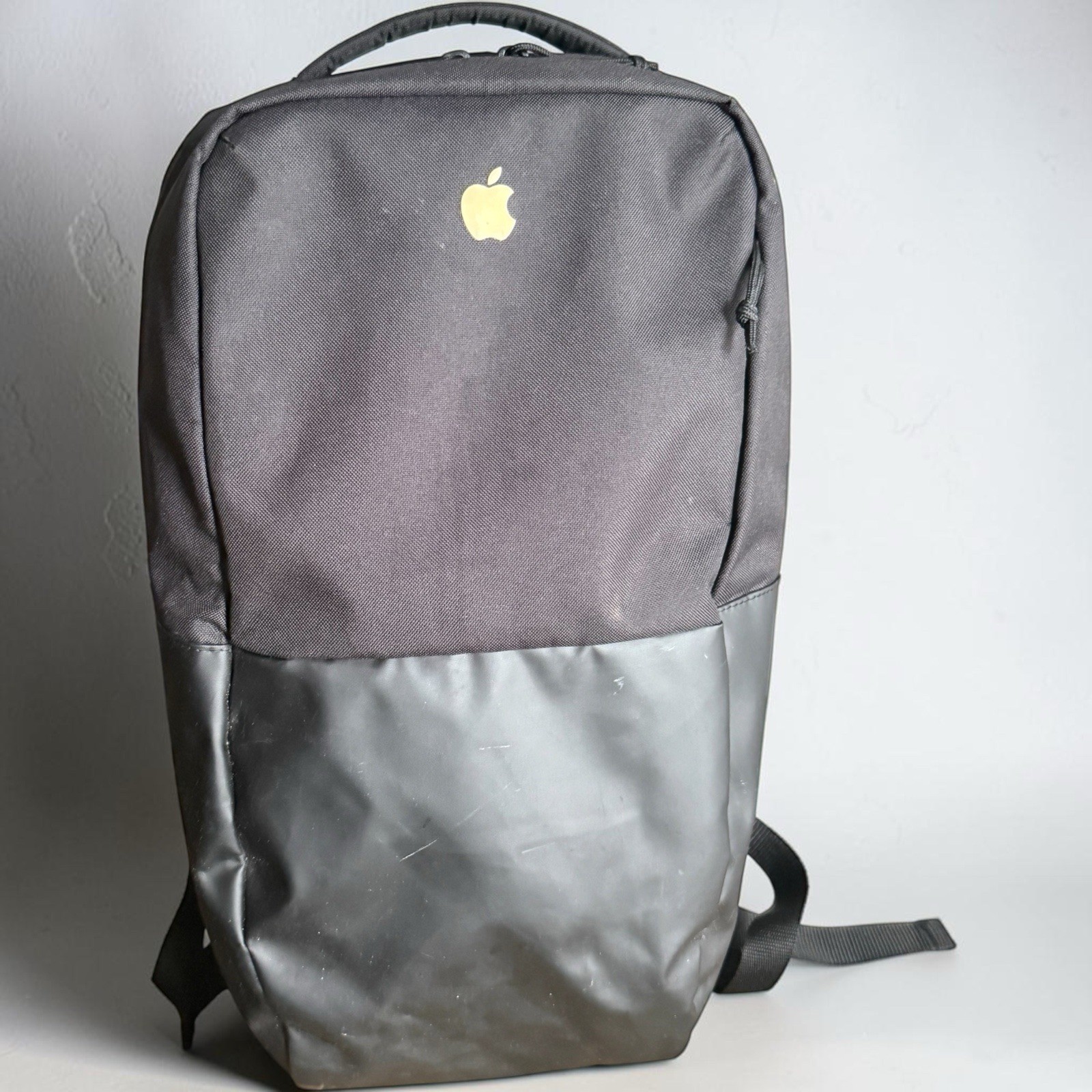 Apple Incase Backpack – Store Employee – Limited Edition – Good Used Condition