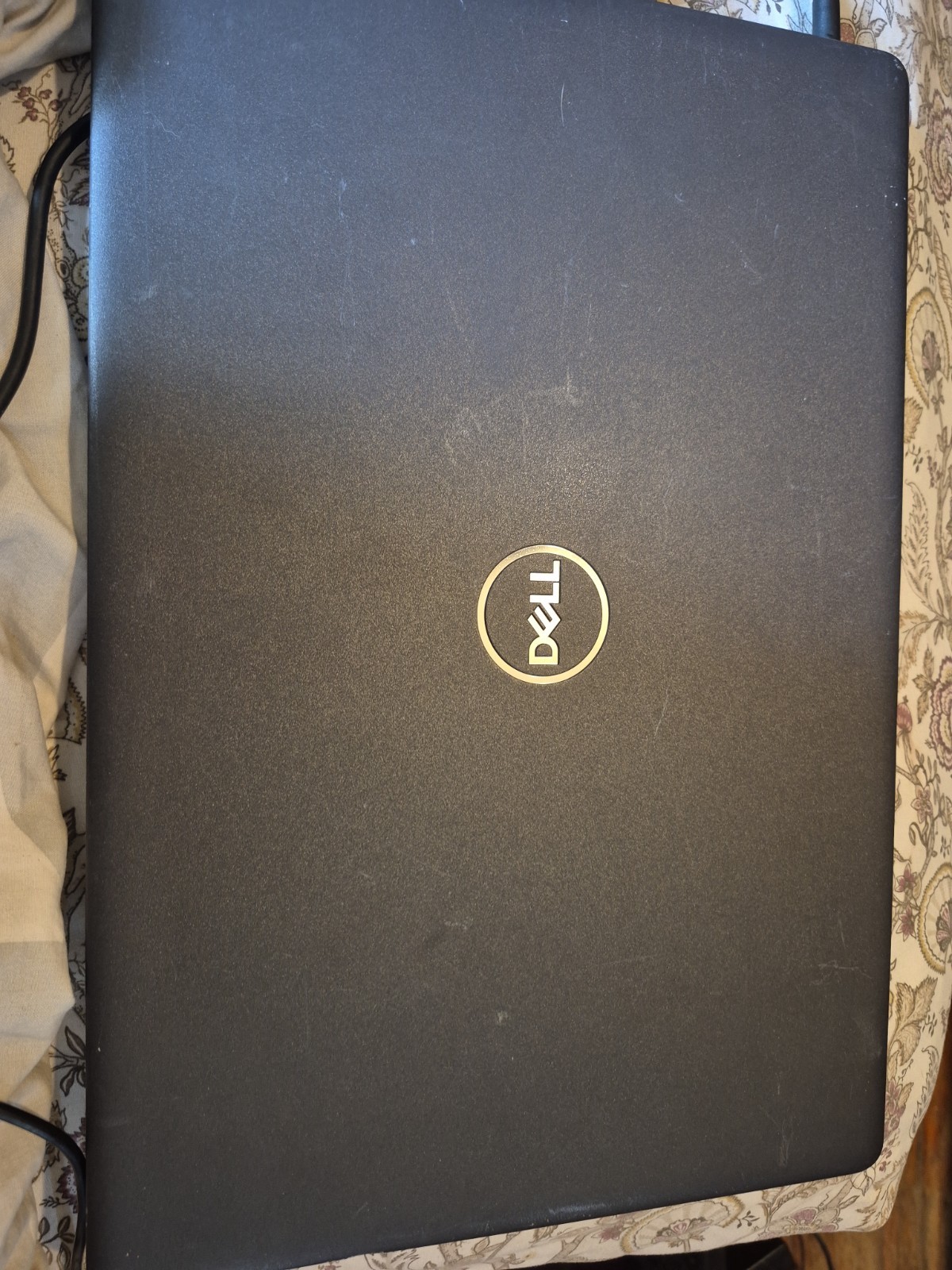 DELL LATITUDE 3510 i5-10210U @ 1.60GHz, 8GB RAM, NO HDD/OS