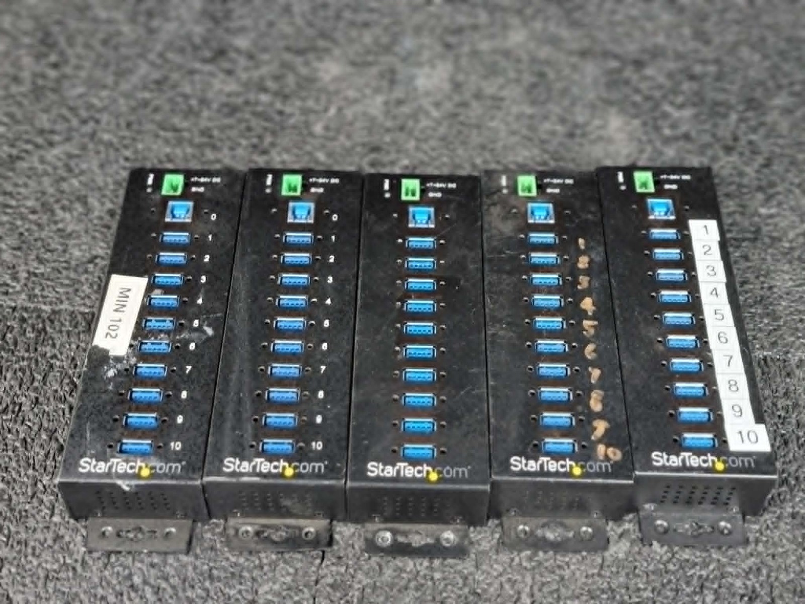 StarTech.com ST1030USBM 10-port industrial 5Gbps USB 3.2 Gen 1 USB 3.0 hub