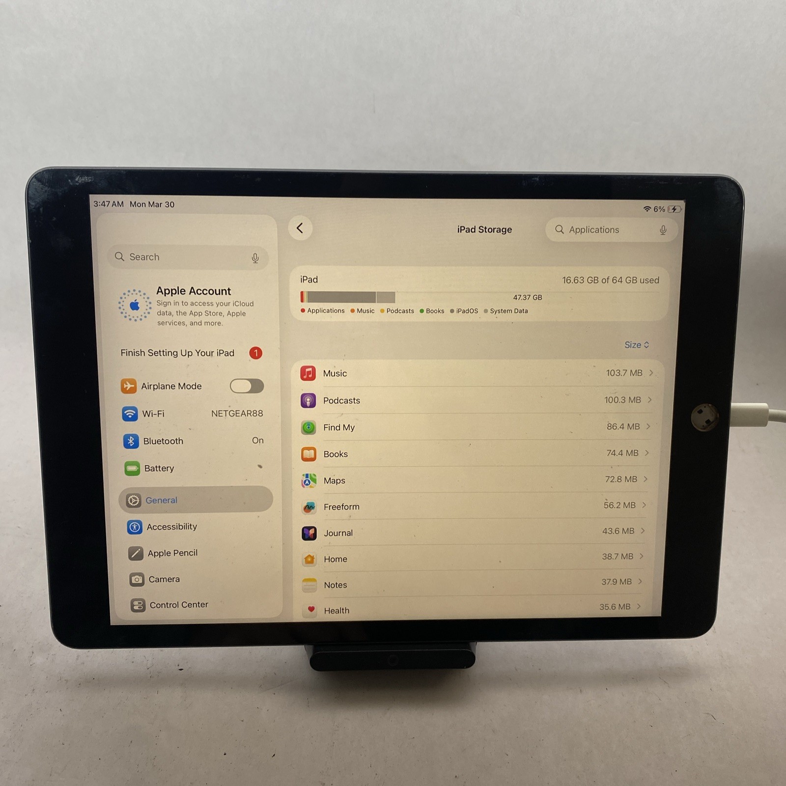 Apple 10.2″ iPad 9th Gen 64GB Space Gray MK2K3LL/A READ