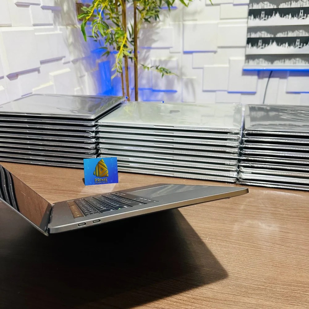 MacBook Pro 16″ 16GB RAM 512GB SSD OSX TAHOE Radeon Pro 5300M – 1 Year Warranty