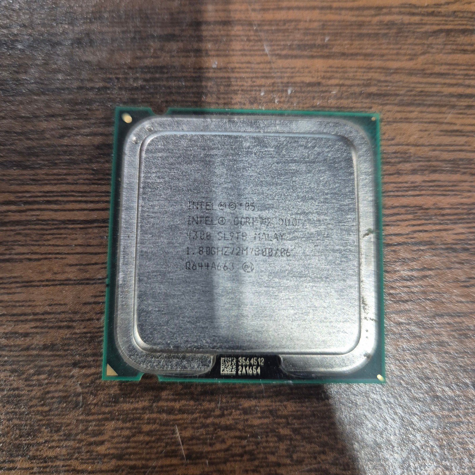 Intel Core 2 Duo 4300 E4300 1.8 GHz CPU C2D 800MHz 2MB LGA 775 Allendale SL9TB