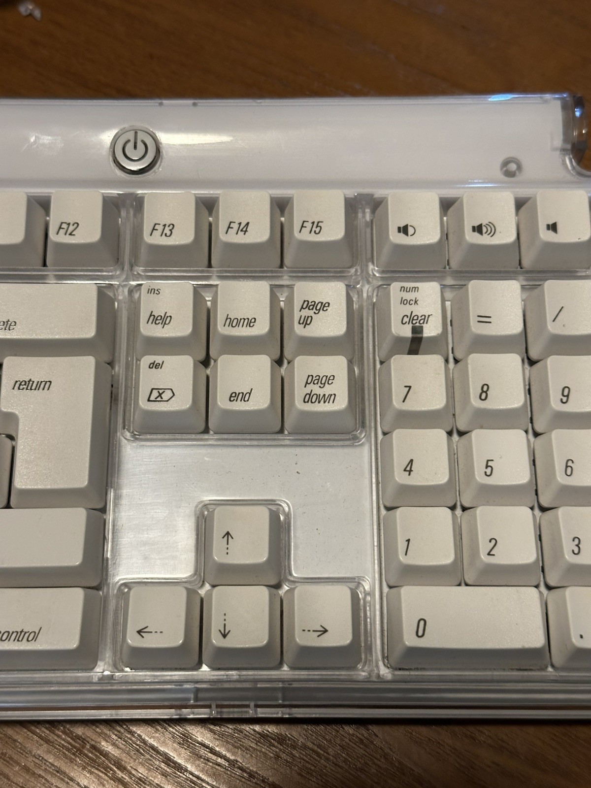 Matias Tactile Pro Keyboard, 2 USB Ports White SMK-POWER989