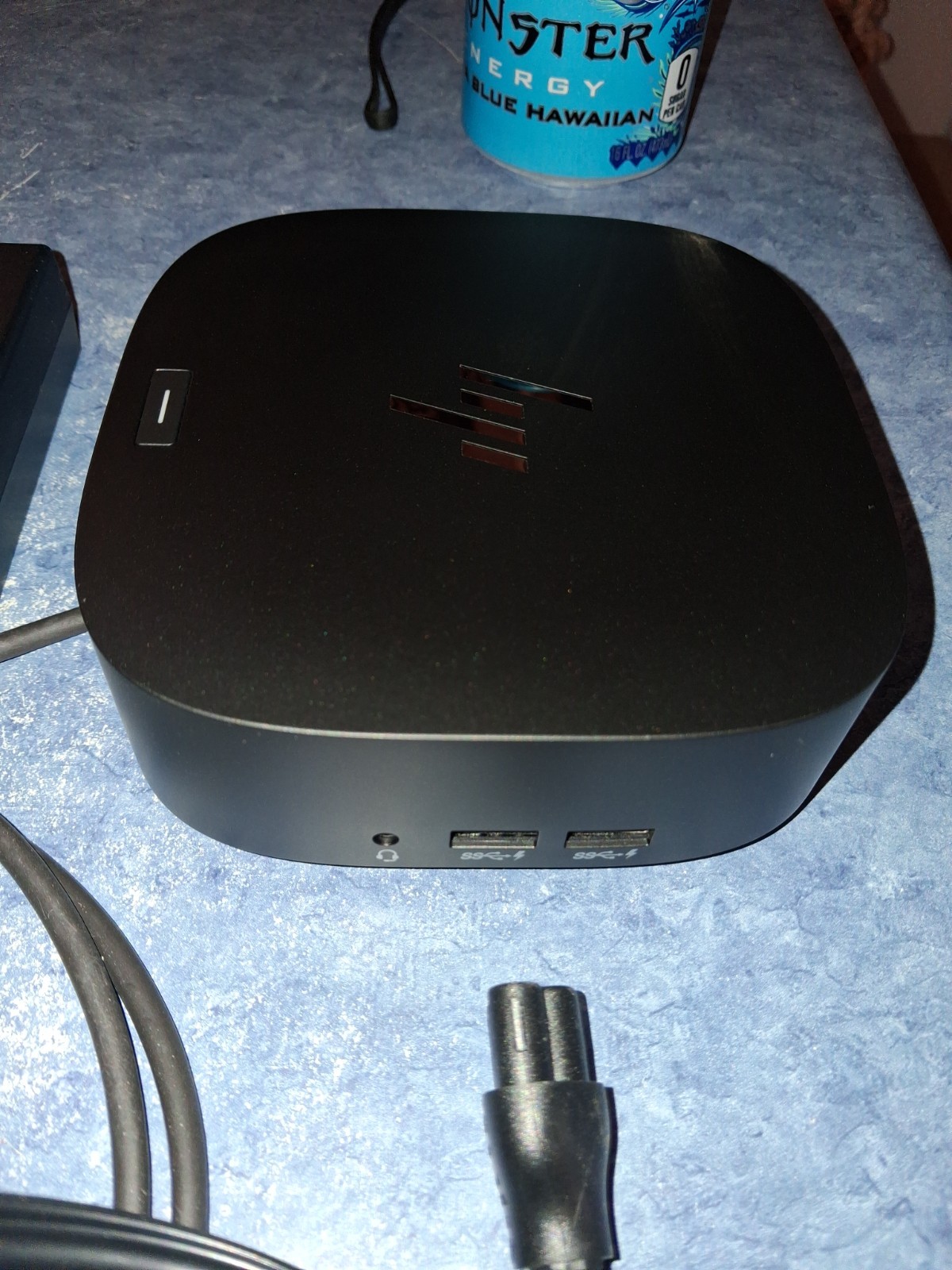 HP G5 USB-C Docking Station (5TW10UT#ABA) with OEM 120W Power Supply Works Great
