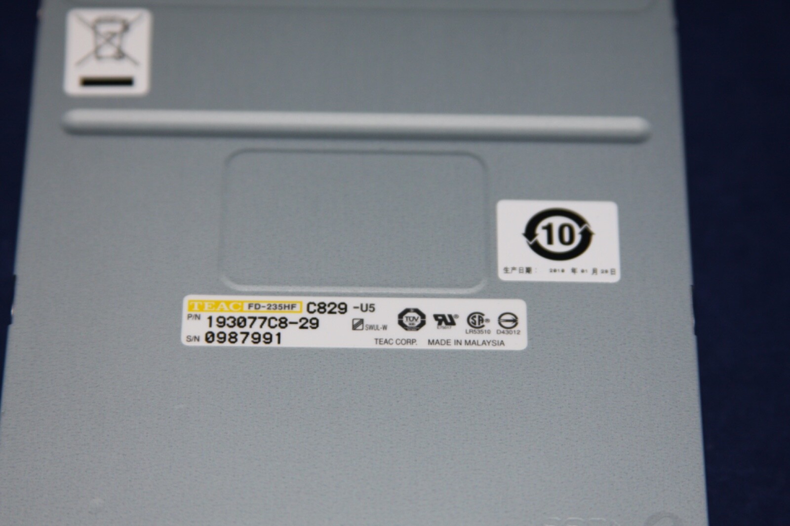 * * NEW * * Teac FD235HF 3.5″ inch Internal Desktop 1.44MB Floppy Disk Drive
