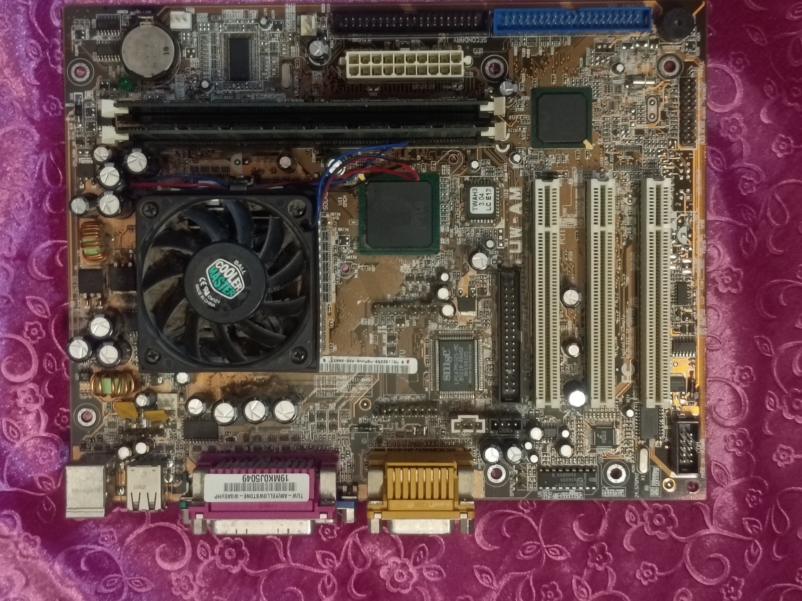 Intel TUW-AM ATX Socket 370 Motherboard SDR SDRAM PCI ISA On-Board Audio