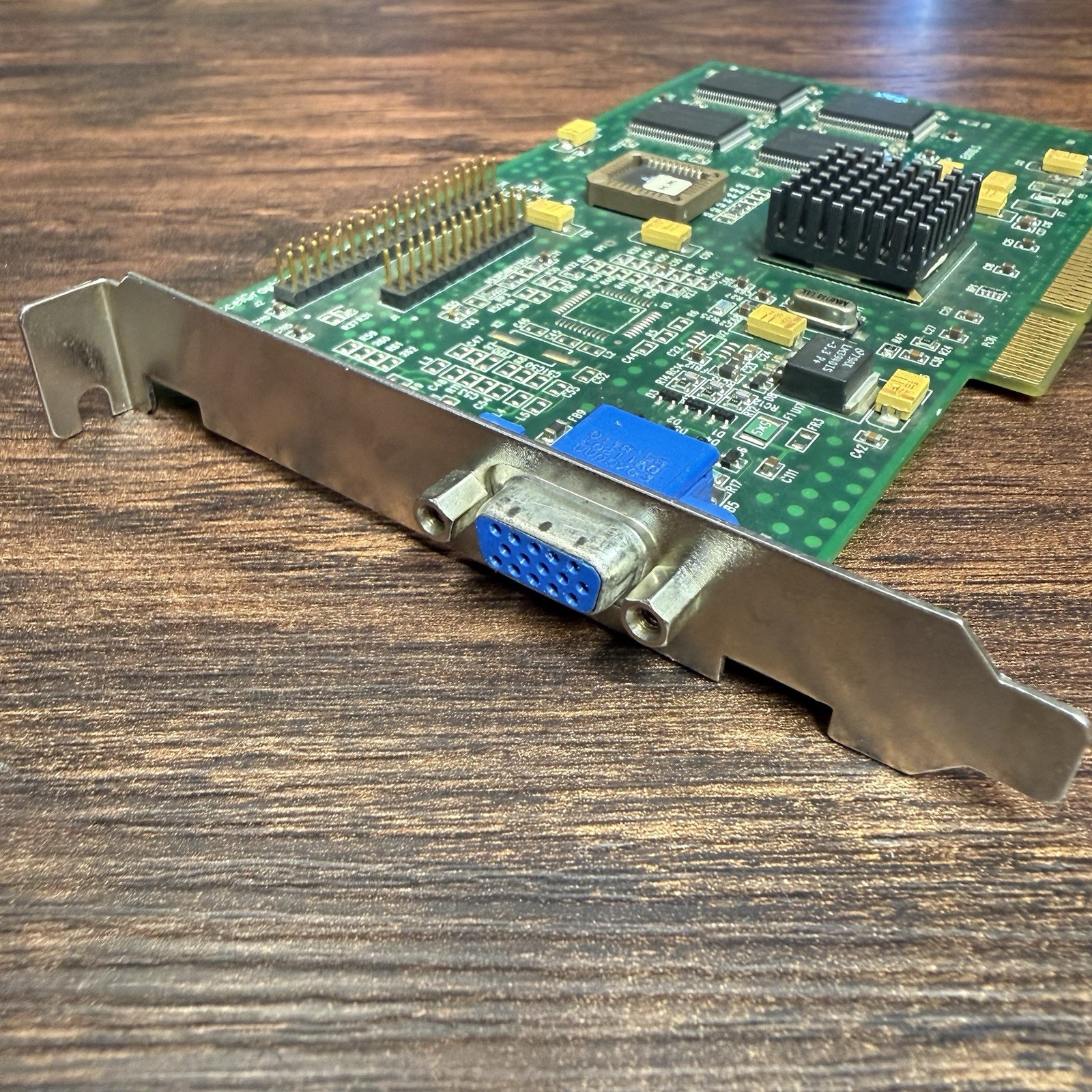 VisionTek AccelGraphics 8MB AGP Video Card 3Dlabs Permedia 2 Tested