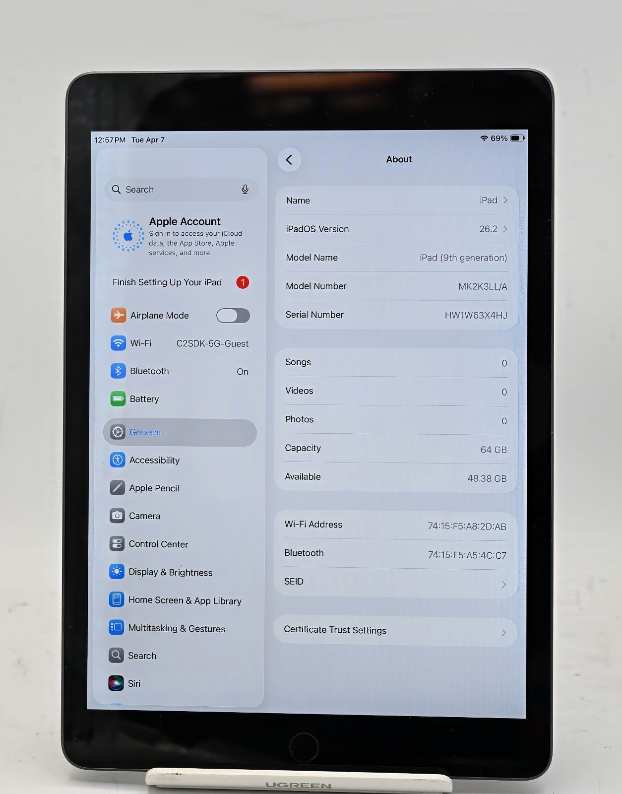 Apple ipad A2606 (MK2K3LL/A) (9th Gen) 64GB