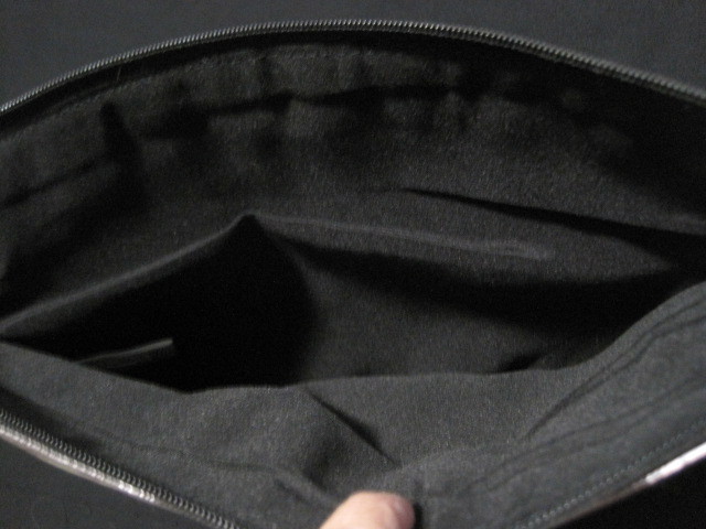 Avon Black Metallic Shimmer Laptop Case Light Wear Fits 14″ Lap top