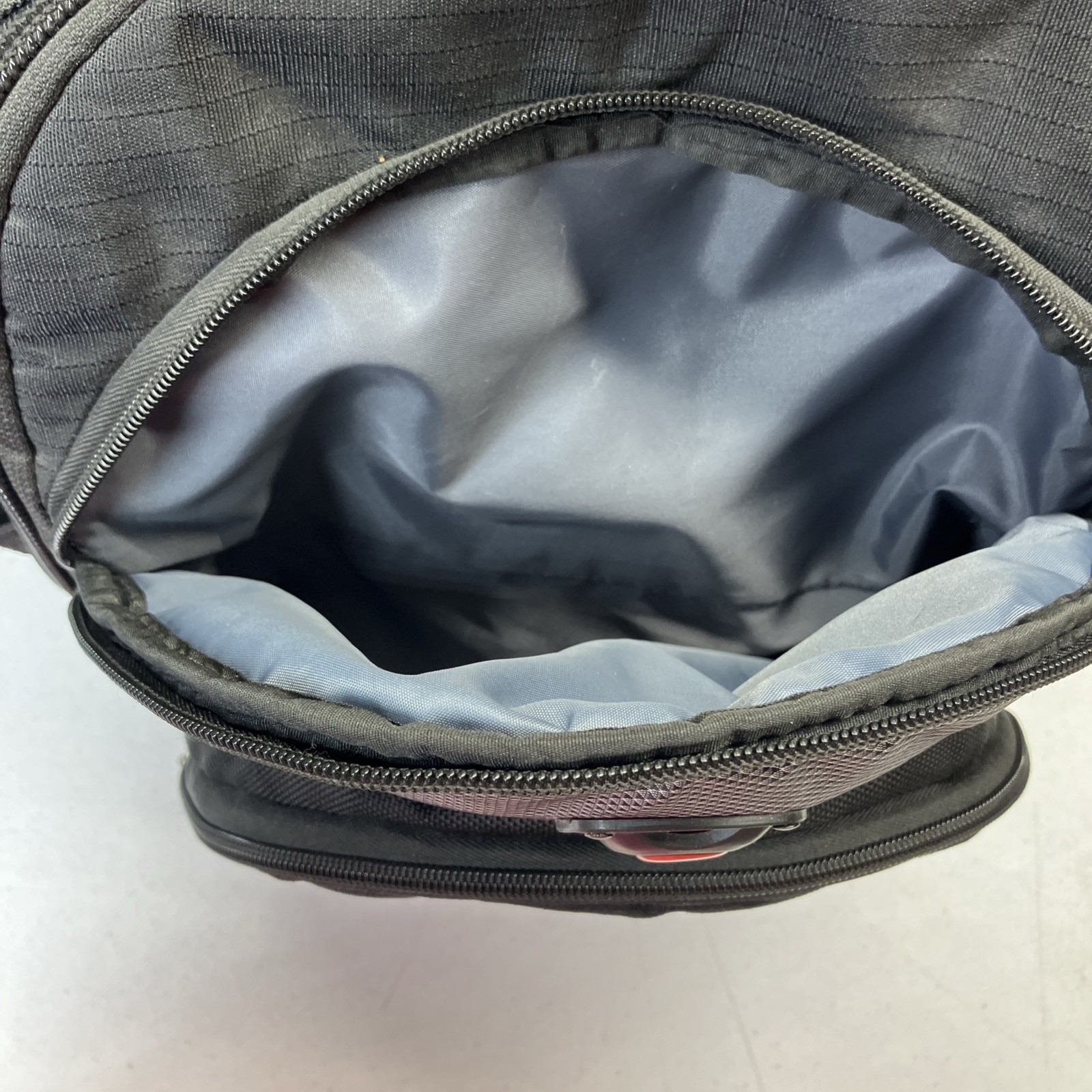 Swiss Gear Wenger Synergy 16″ Laptop Backpack, Black/Gray