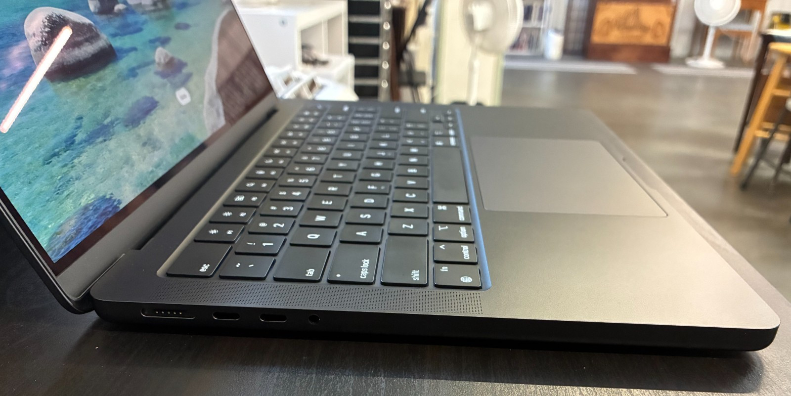 Apple MacBook Pro 14 inch Space Black M4 10-Core 1 TB 16 GB