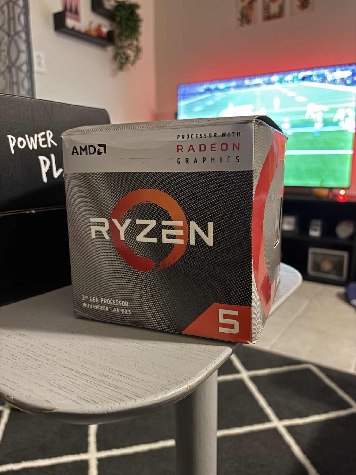 AMD Ryzen 5 3400G / 4 Core, 8 Thread Processor / 4.2 GHz Max Boost, 3.7 GHz Bs