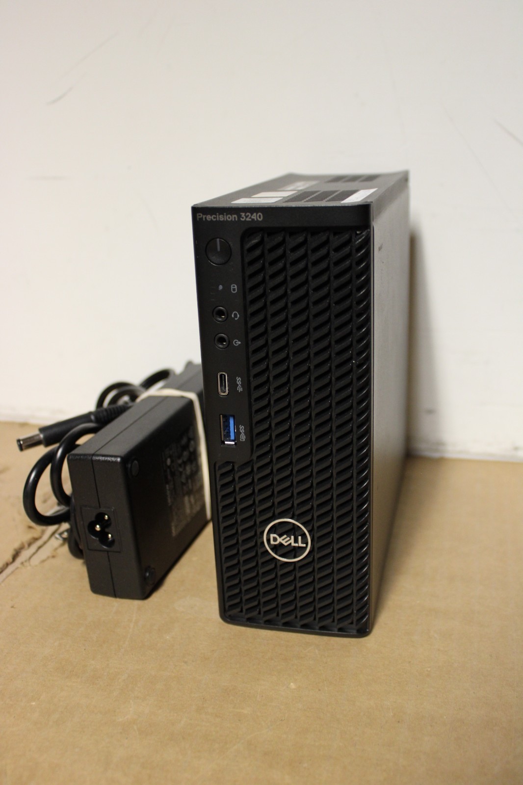 Dell Precision 3240 Compact i7-10700 4.80Ghz/16Gb/256GB Nvme SSD/Windows 11 AM