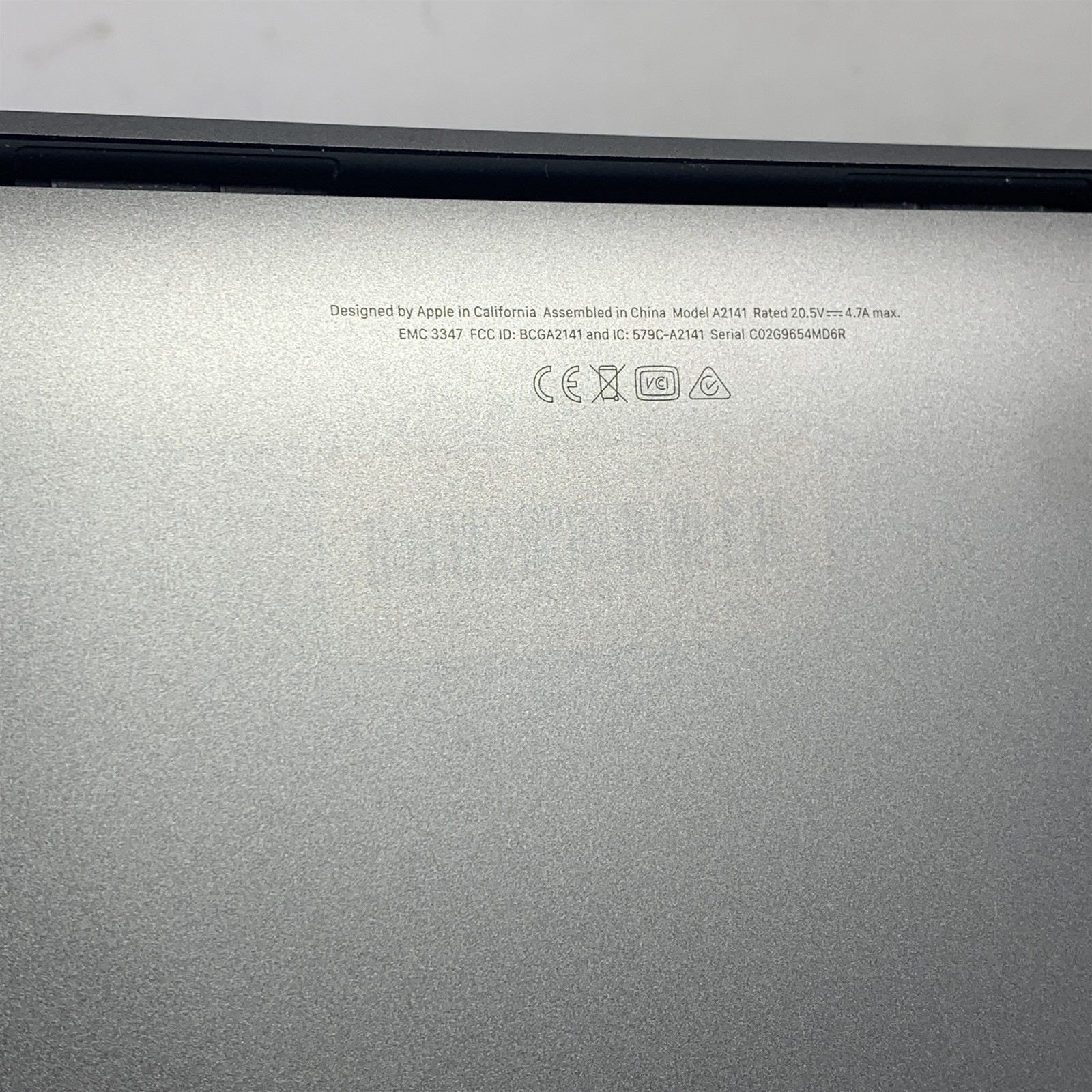 Apple MacBook Pro A2141 (2019) 16″ Laptop Core i9-9980HK 2.3GHz 16GB – 500GB SSD