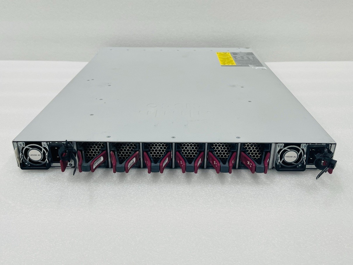 Cisco 8101-32FH-O 32x 400G QSFP-DD Ports 8000 Series 1RU Router With Sonic OS