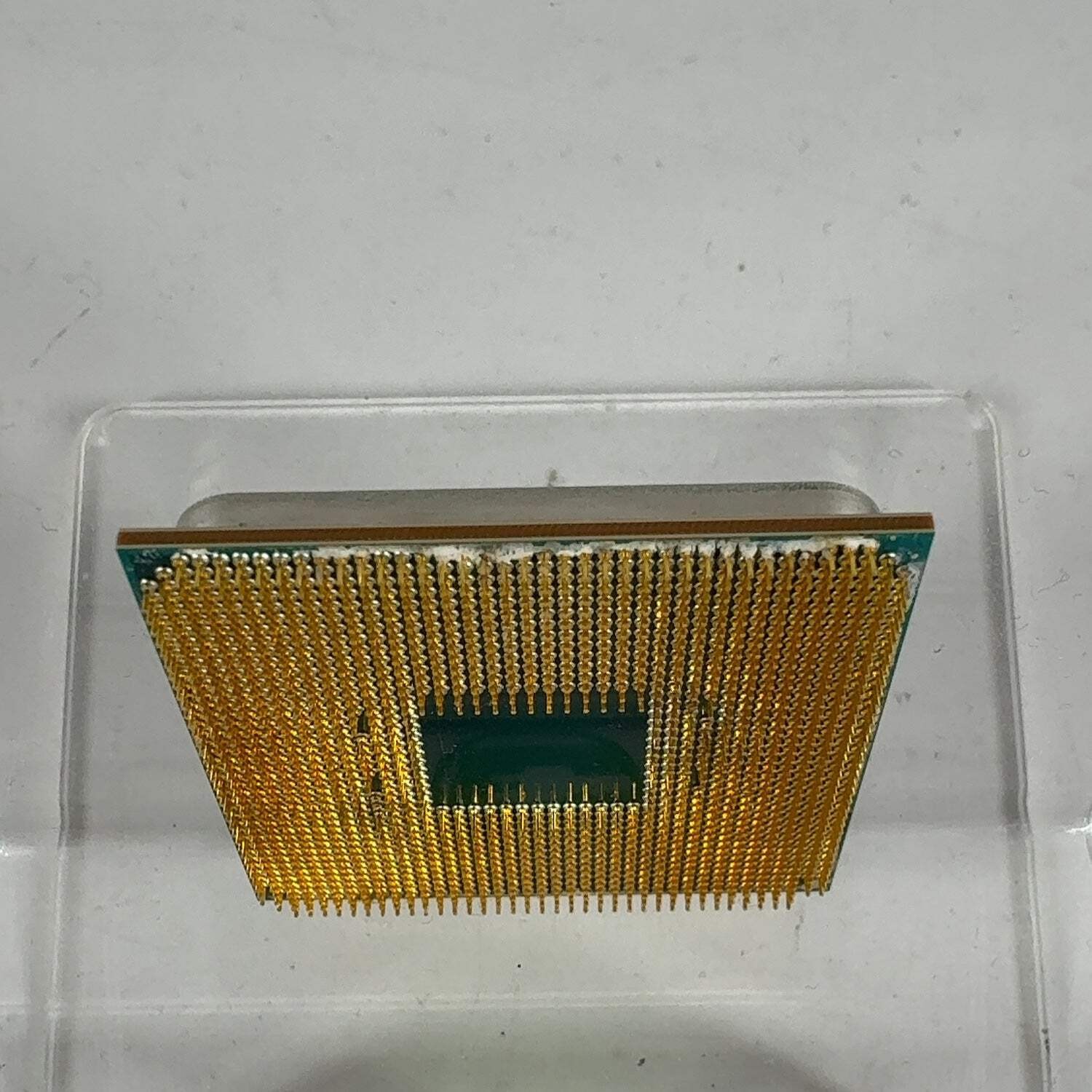 AMD Ryzen 7 1700 3.00GHz 8 Core Y1700BBM88E 16 Thread AM4