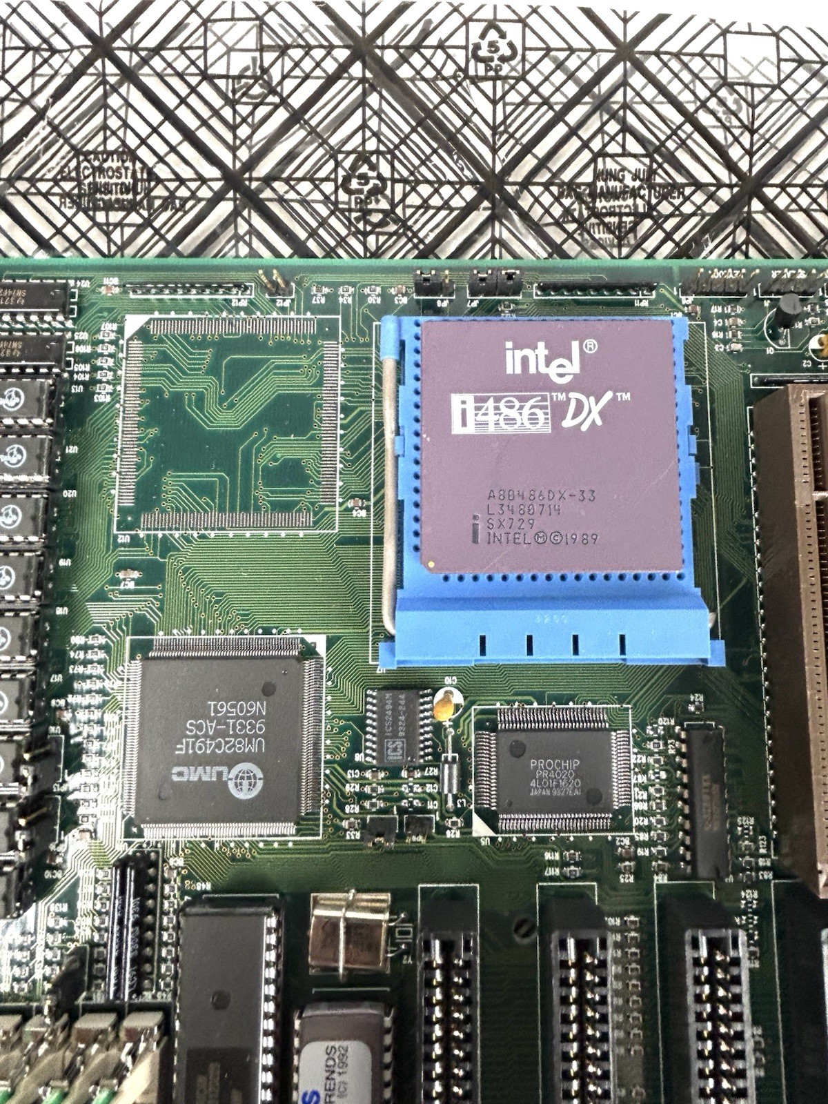 (2) Vintage 486 Motherboard Intel A80486DX-33 33MHz 256KB Cache UMC Chipset
