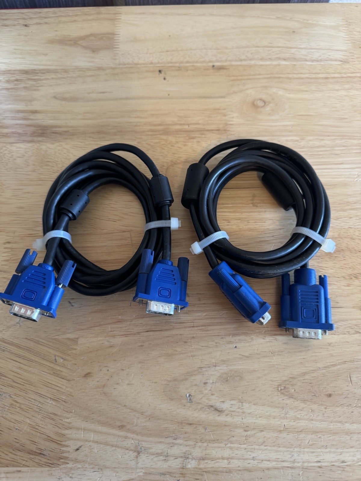 VGA Cable Lot of 2 9ft Black Blue VGA Male to Male 1:1 Connection No Split