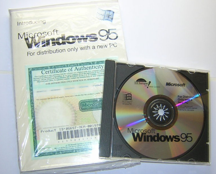 Microsoft Windows 95 OSR 2.5 CD-ROM + COA with Product ID / Install Key & Manual