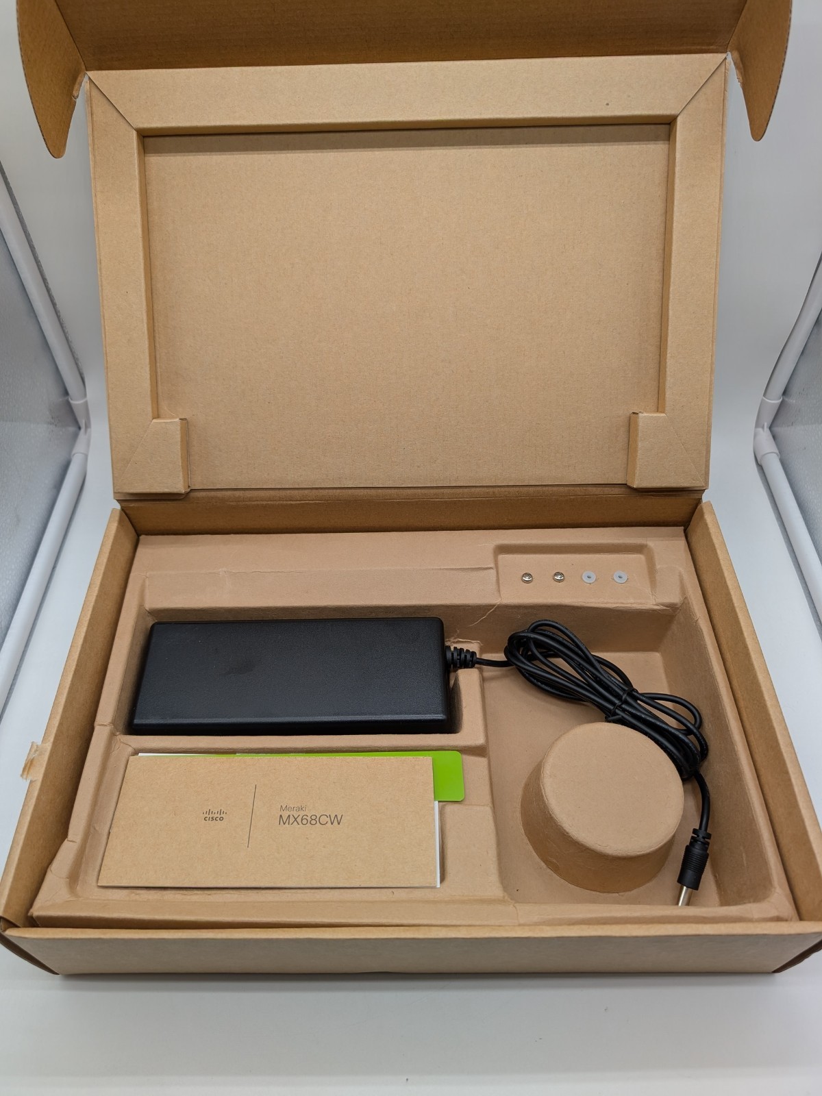 Cisco Meraki MX68CW Firewall MX68CW-HW-NA W/Antennas Registration Status Unknown