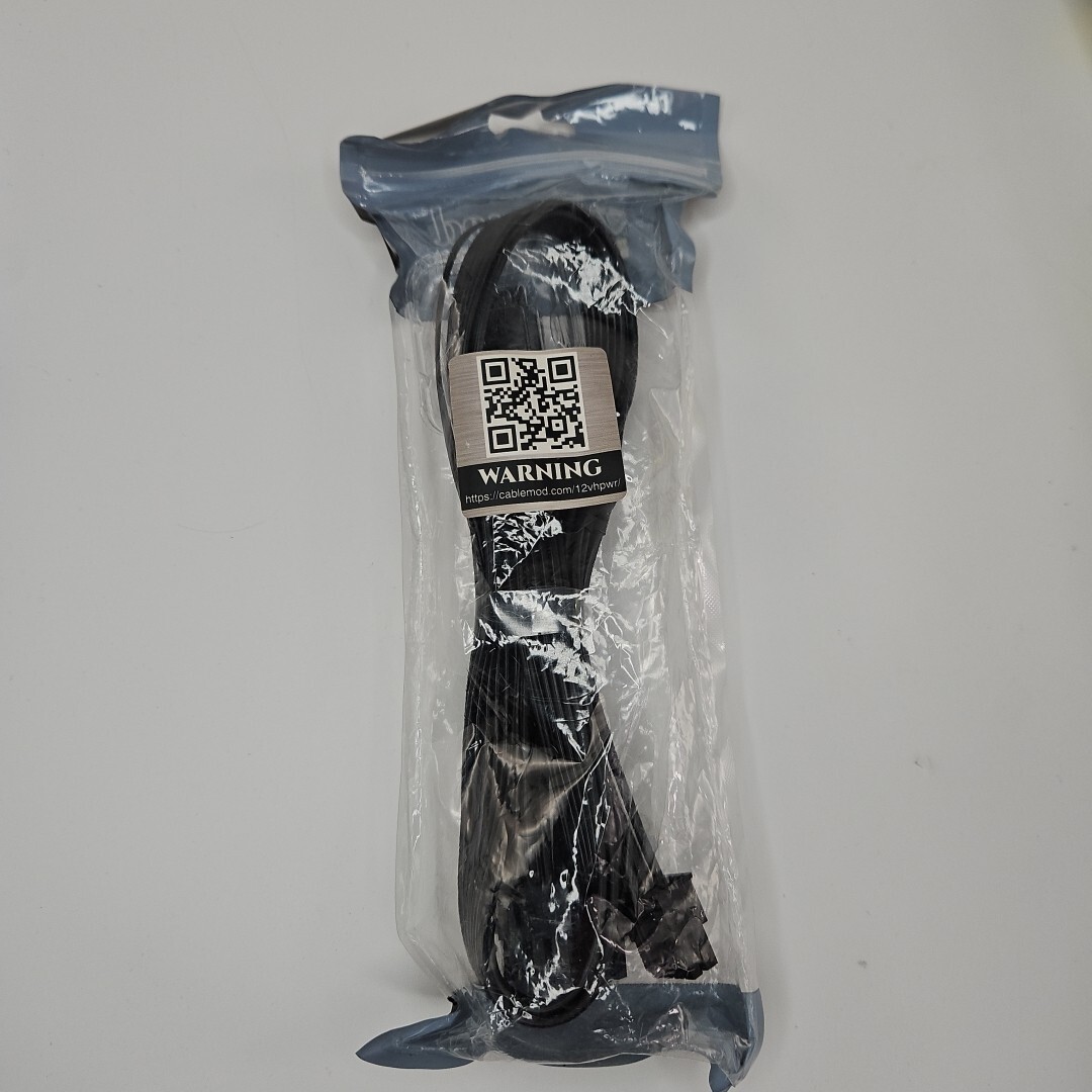 cablemod c series 12VHPWR PCI-e Cable 16p to 4 X 8p
