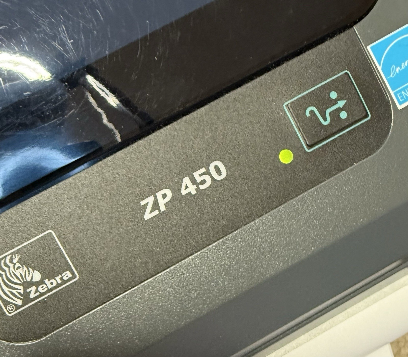 Zebra ZP450 Thermal Label Printer ZP450-0501-0006A ~ Works has crack Read Desc