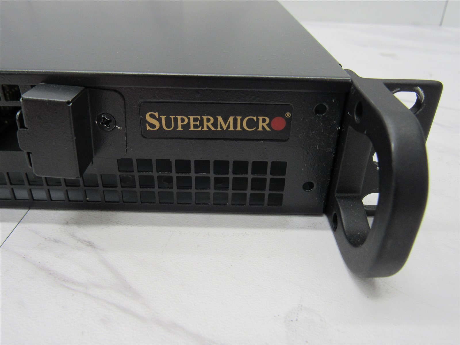 Supermicro SYS-5019A-FN5T Server Intel Atom C3958 64GB RAM w/ A2SDV-16C-TLN5F 1