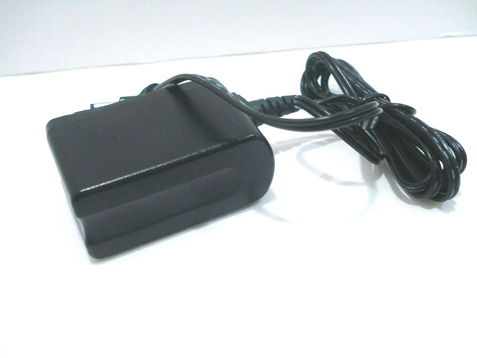 PHILIPS Switching Adapter Charger Model ASUC12A-090080 Fit PD9012/37 PET9402/37