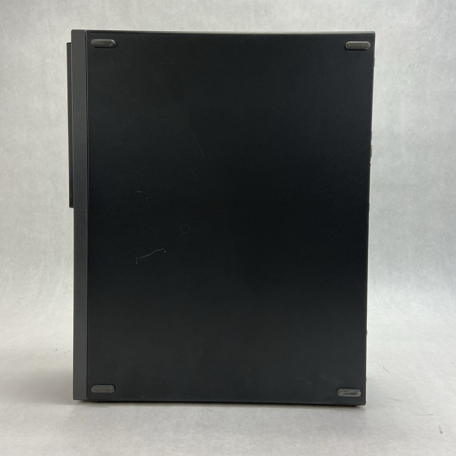 Lenovo ThinkCentre M910s SFF Intel Core i5-7500 3.4GHz 8GB RAM No HDD No OS