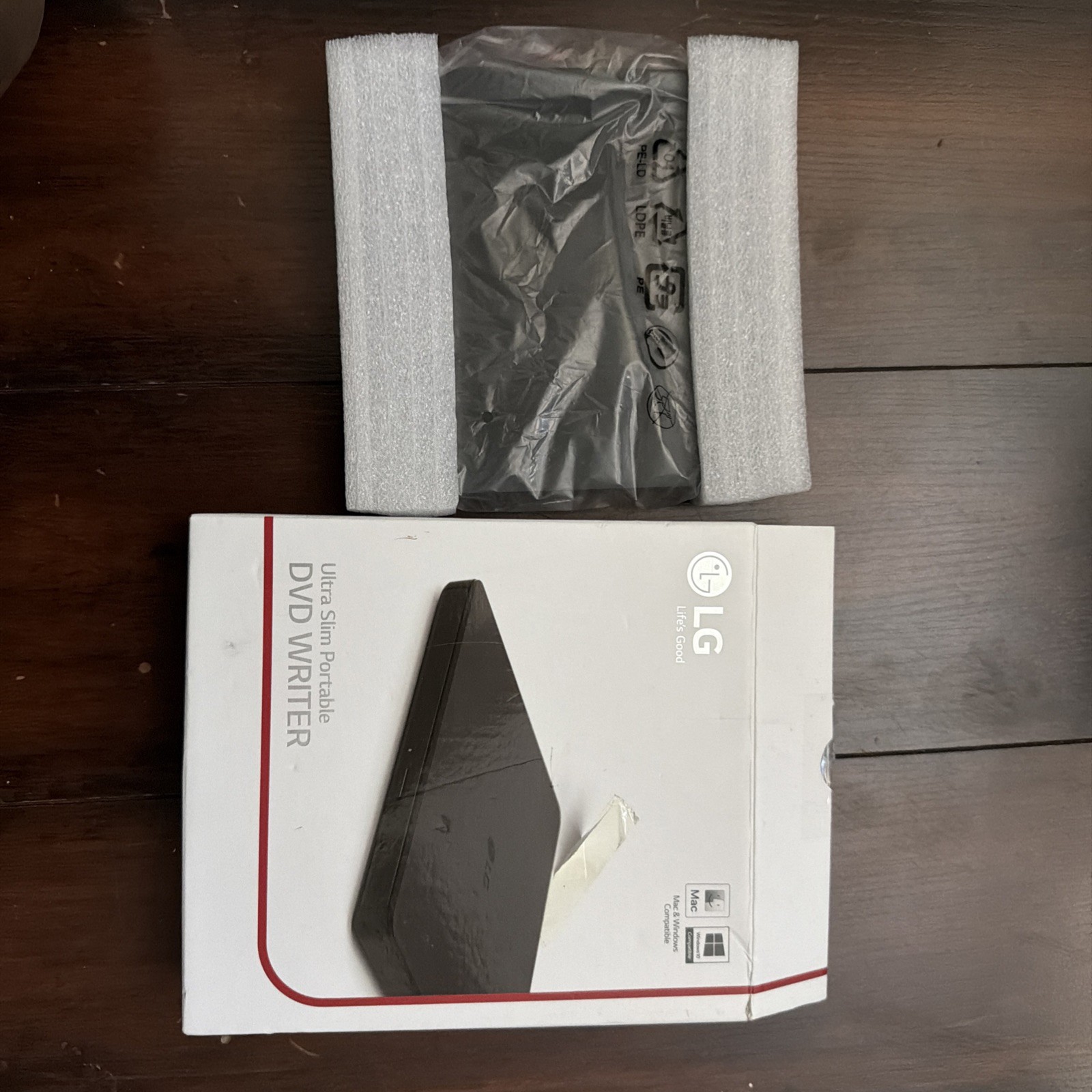 Ultra Slim Portable DVD Writer Mac & Windows Compatible LG Life’s Good