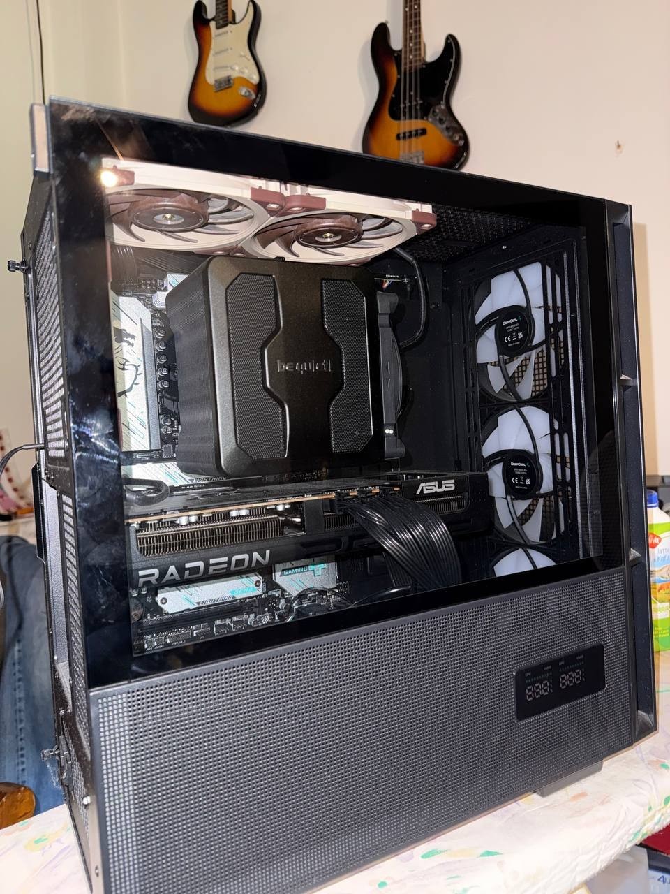 Ryzen 7 9800X3D Radeon 9070XT DDR5 32Gb Gaming PC