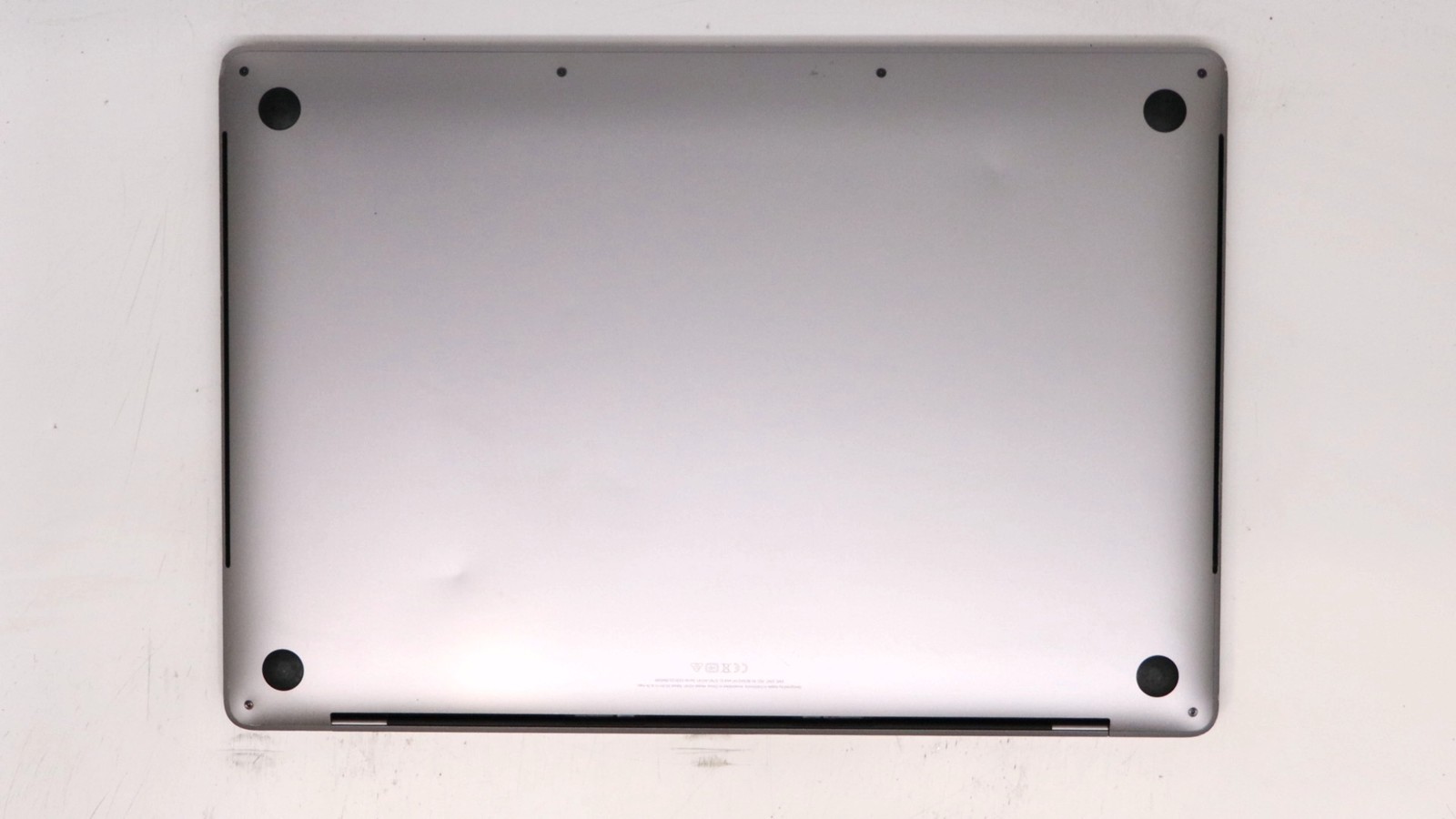 Apple MacBook Pro 16 Core i9 32GB 1TB Gray 2019 – Good