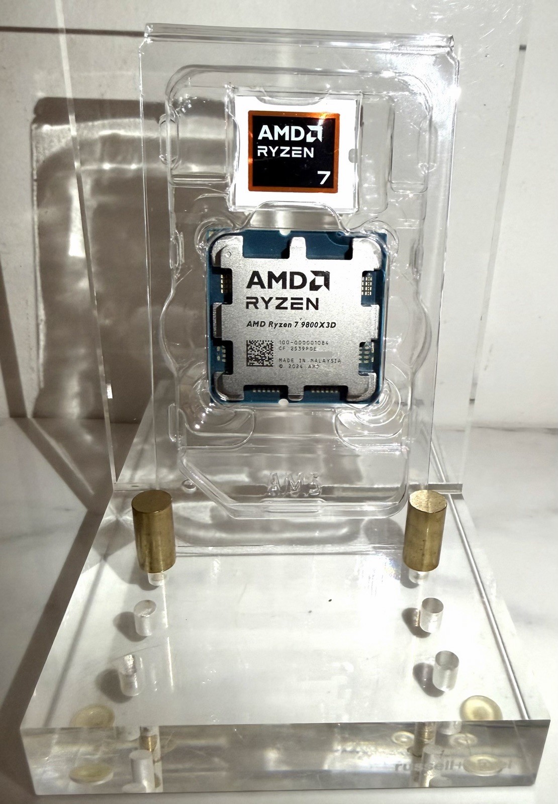 AMD – Ryzen 7 9800X3D 8-Core – 16-Thread 4.7 GHz (5.2 GHz Max Boost) Socket AM5