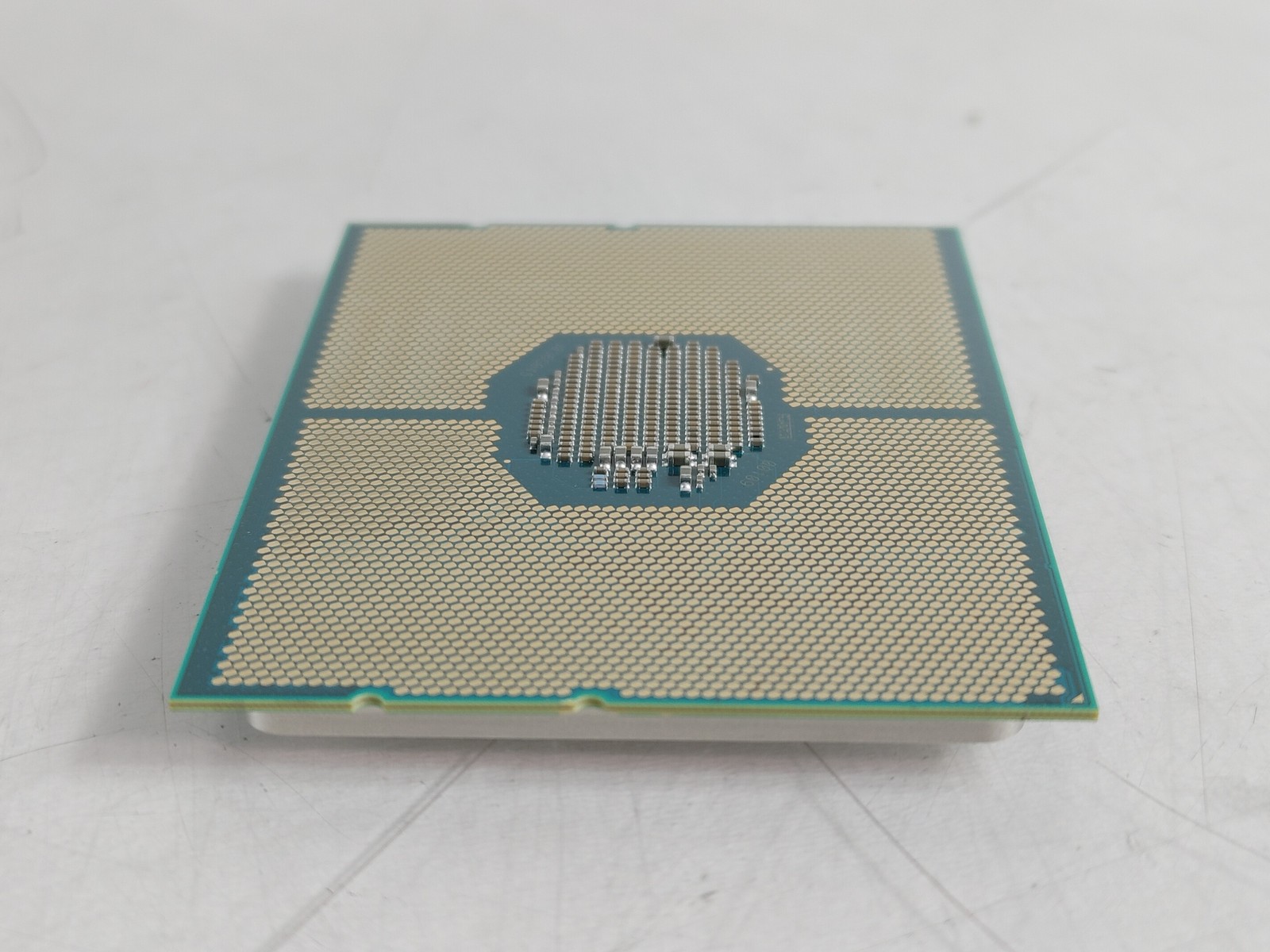 Intel Xeon Silver 4210 2.20 GHz LGA 3647-0 Server CPU Processor SRFBL