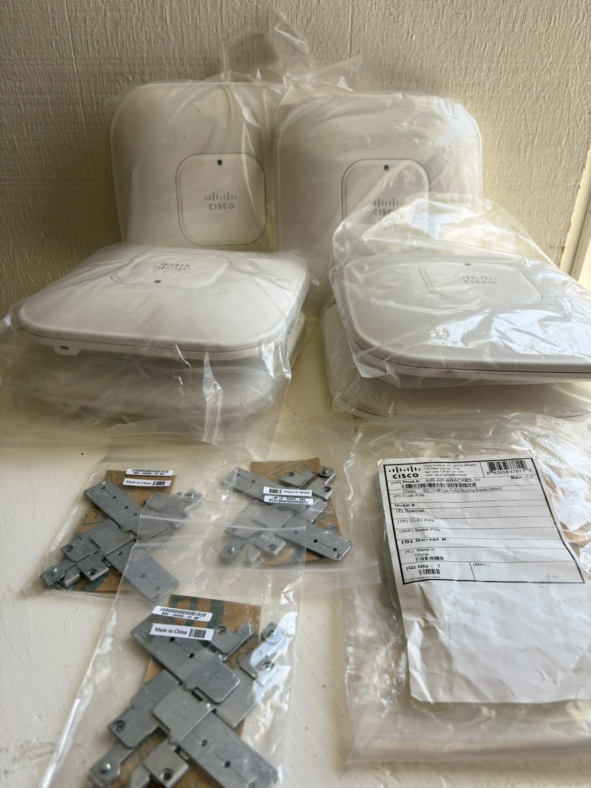 Six (6) Cisco AIR-LAP1142N-A-K9 Wireless Access Points Lot Open Box