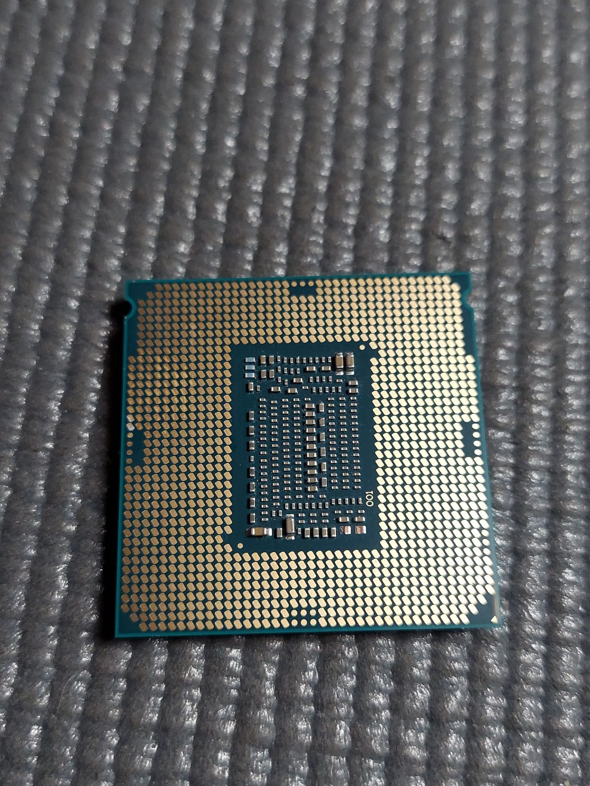 Intel Xeon E-2136 3.3-4.5GHZ 6 CORE 12MB 80W SR3WW LGA1151 CPU