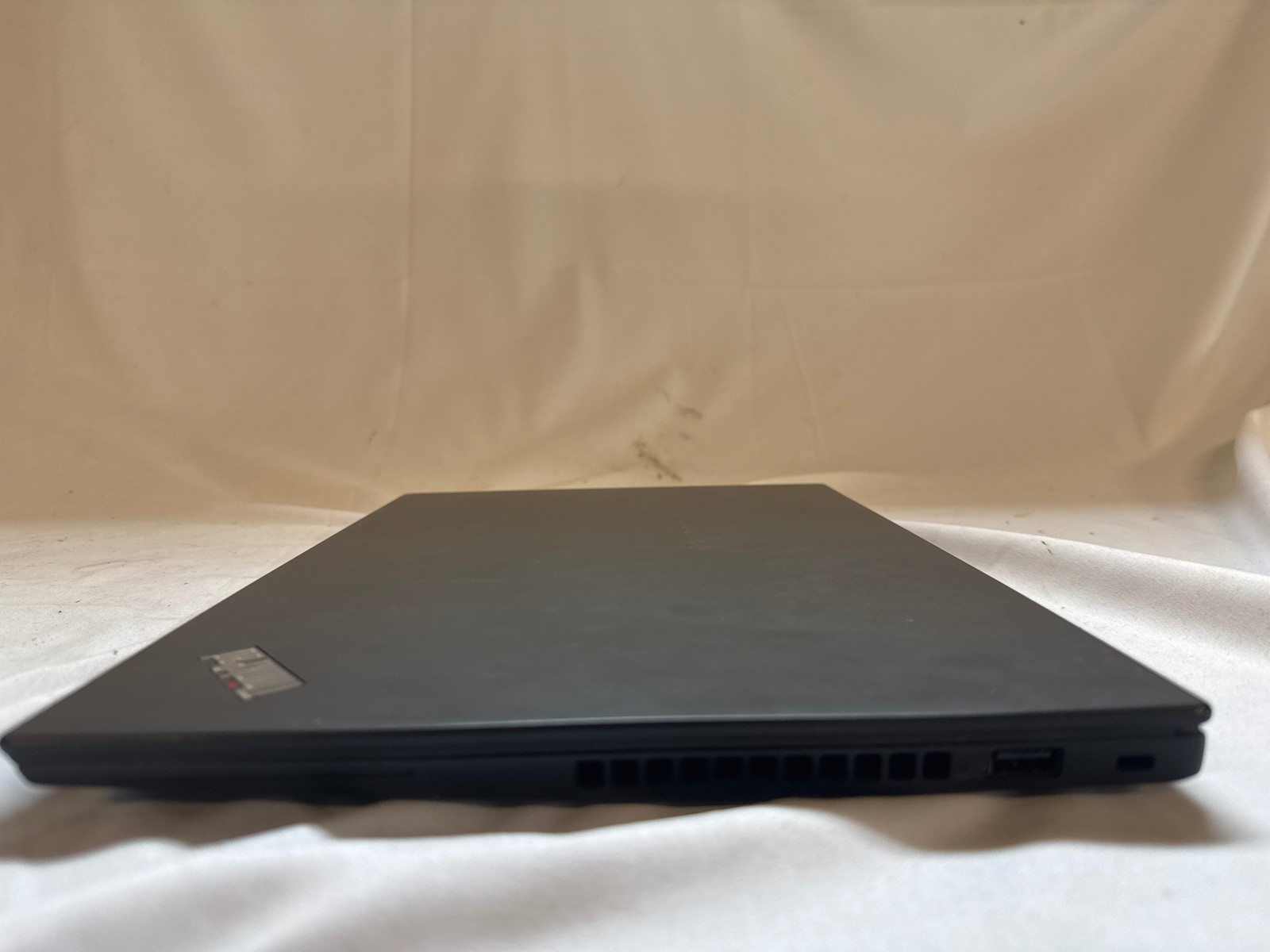 Lenovo ThinkPad T14 Gen 1 AMD Ryzen 7 PRO 4750U 16GB No Drive 14″ Bad Keyboard