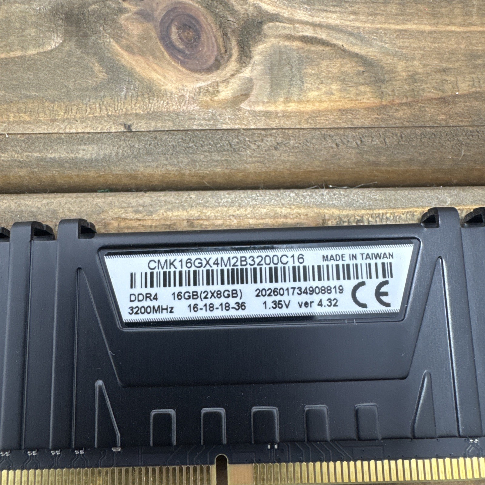 Corsair Vengeance RGB Pro 16GB (2 x 8GB) DIMM DDR4 3000 (PC4 24000) Memory…