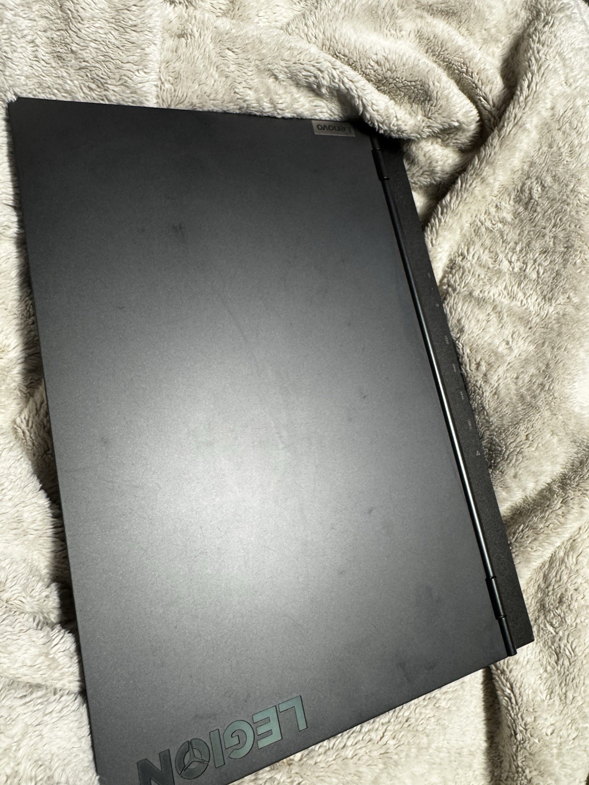 Lenovo Legion 5 15.6″ i7-10750H 2.6GHz 16GB 1TB 512GB SSD GTX 1660 Ti
