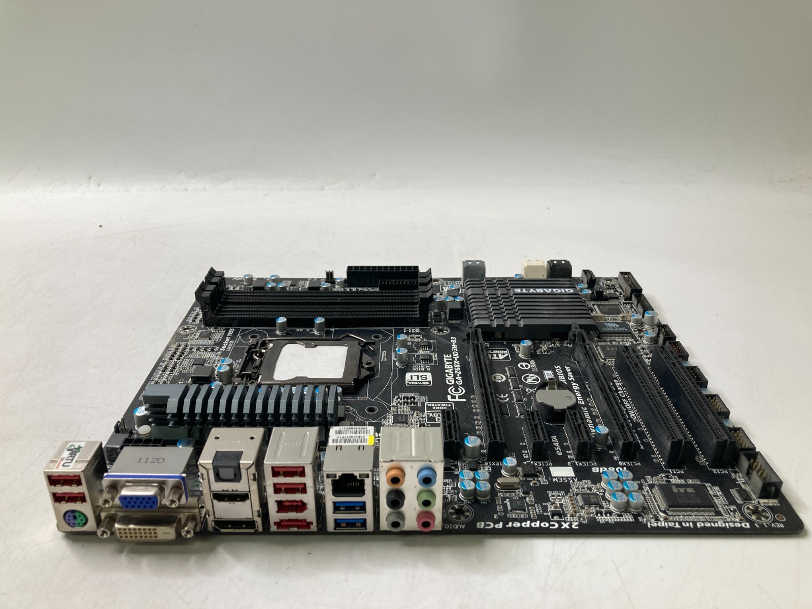 GIGABYTE GA-Z68X-UD3H-B3 LGA1155 4x DDR3 Ram Slots Intel Z68 Chipset 2nd/3rd Gen